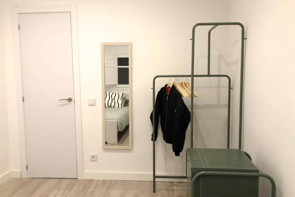 Apartament M5 Cool Terrace. Metro 1 Min. Center 15' By Metro Esplugues de Llobregat Zewnętrze zdjęcie