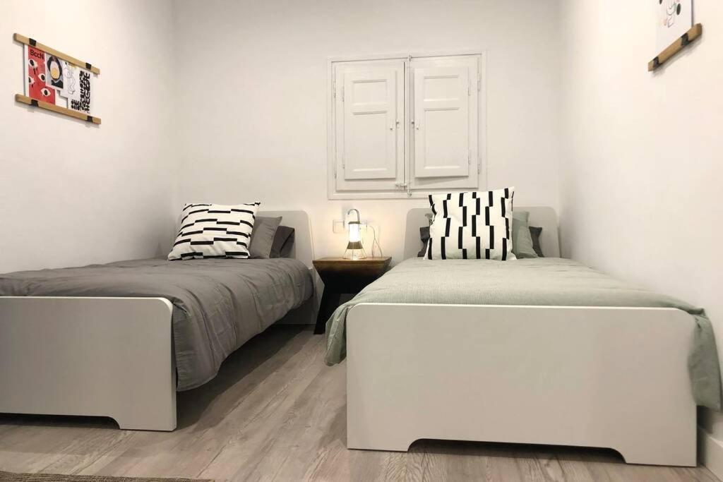 Apartament M5 Cool Terrace. Metro 1 Min. Center 15' By Metro Esplugues de Llobregat Zewnętrze zdjęcie