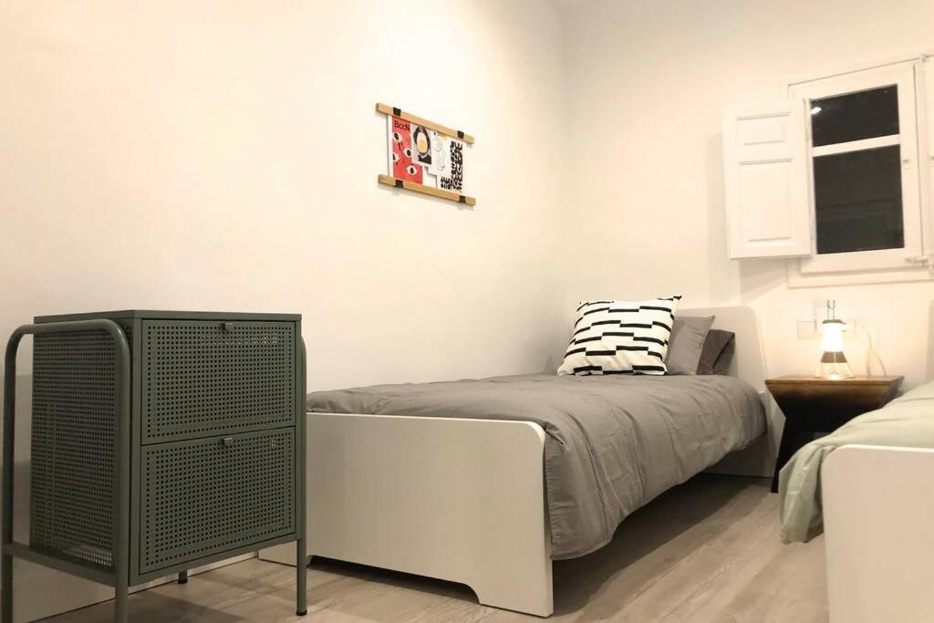 Apartament M5 Cool Terrace. Metro 1 Min. Center 15' By Metro Esplugues de Llobregat Zewnętrze zdjęcie