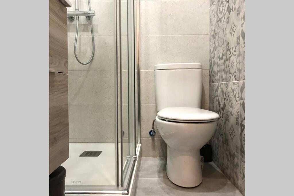 Apartament M5 Cool Terrace. Metro 1 Min. Center 15' By Metro Esplugues de Llobregat Zewnętrze zdjęcie